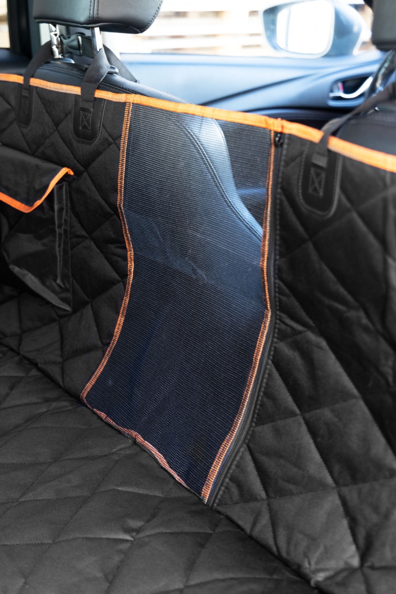 Ochranná autopodložka pro psa 200 × 143 cm – voděodolná, na zadní sedačky, černá