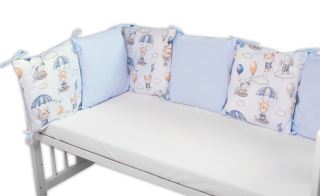 Baby Nellys Bavlněný polštářkový mantinel, Létající zvířátka, modrý (1)