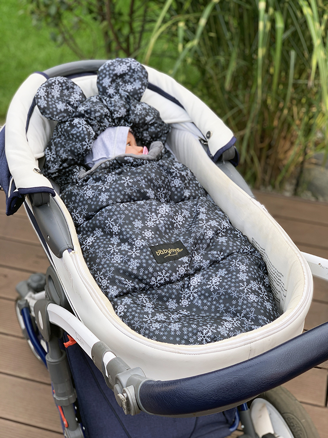 Baby Nellys nepromokavý fusak s oušky MIKI, fleece Velvet 90 x 50 cm - černá s hvězdami