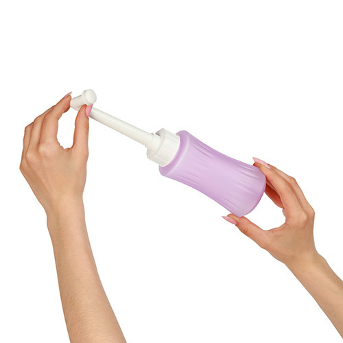 Poporodní lahvička na intimní hygienu s tryskou 340 ml, fialová