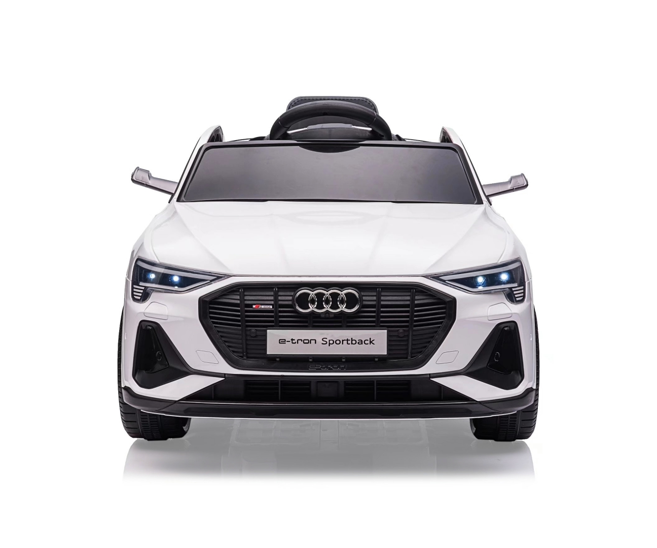Elektrické autíčko Audi E-Tron Sportback 12V s dálkovým ovládáním a LED, bílé